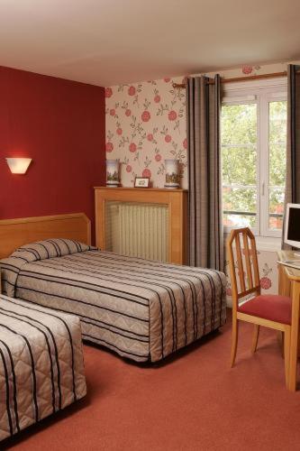 Citotel La Breche Du Bois Кламар Экстерьер фото